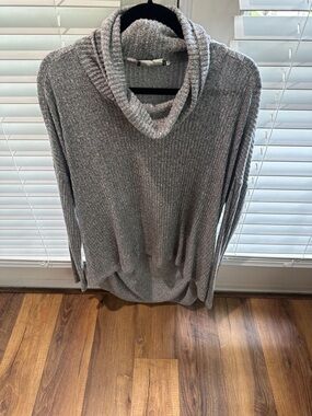 Cozy Gray Cowl Neck Women's Sweater size M/L from Anthropologie